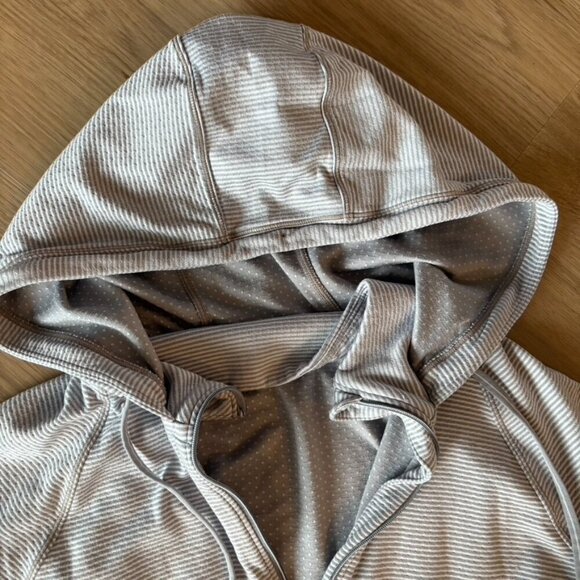 Athleta Heavenly Hail gray white Striped Half Zip active pullover Hoodie Small - Picture 9 of 11